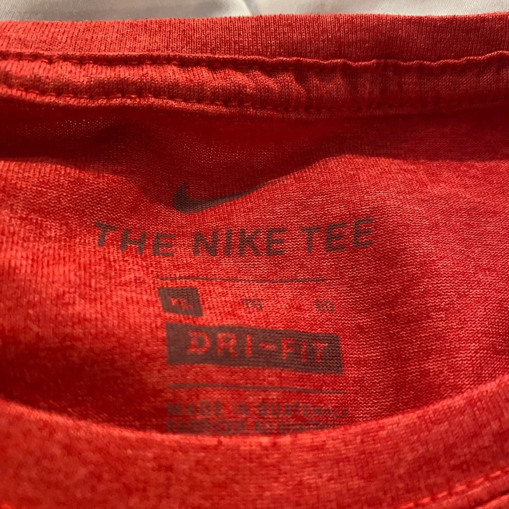 Mens Nike red dri-fit long sleeve tee. EUC - Picture 2 of 5